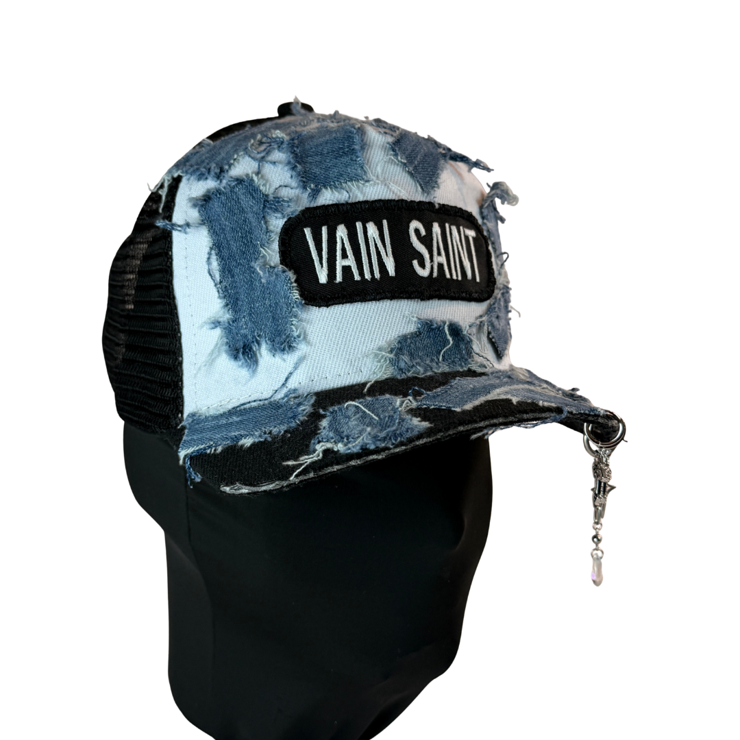 Cropped Denim Relic Star Trucker Hat