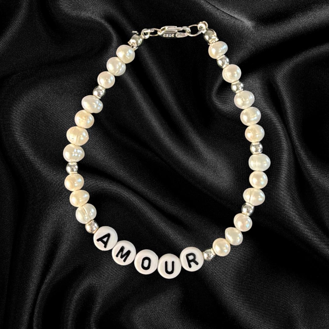 AMOUR Pearl Bracelet